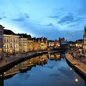 Romantic Unesco Medieval House In The Center Gent