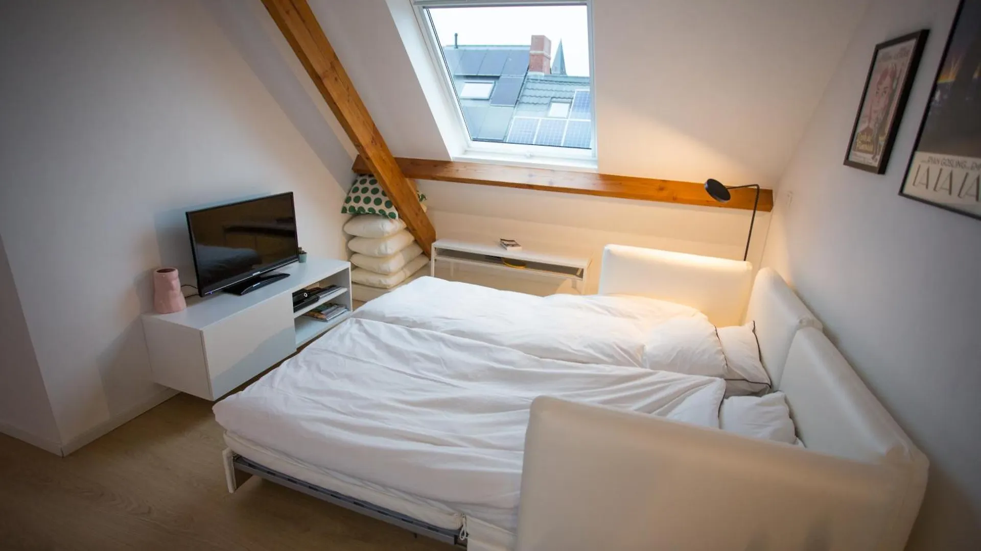 Lovely & Stylish Accommodations At P36 Gent, Near The Center 0*, Gent Belgien
