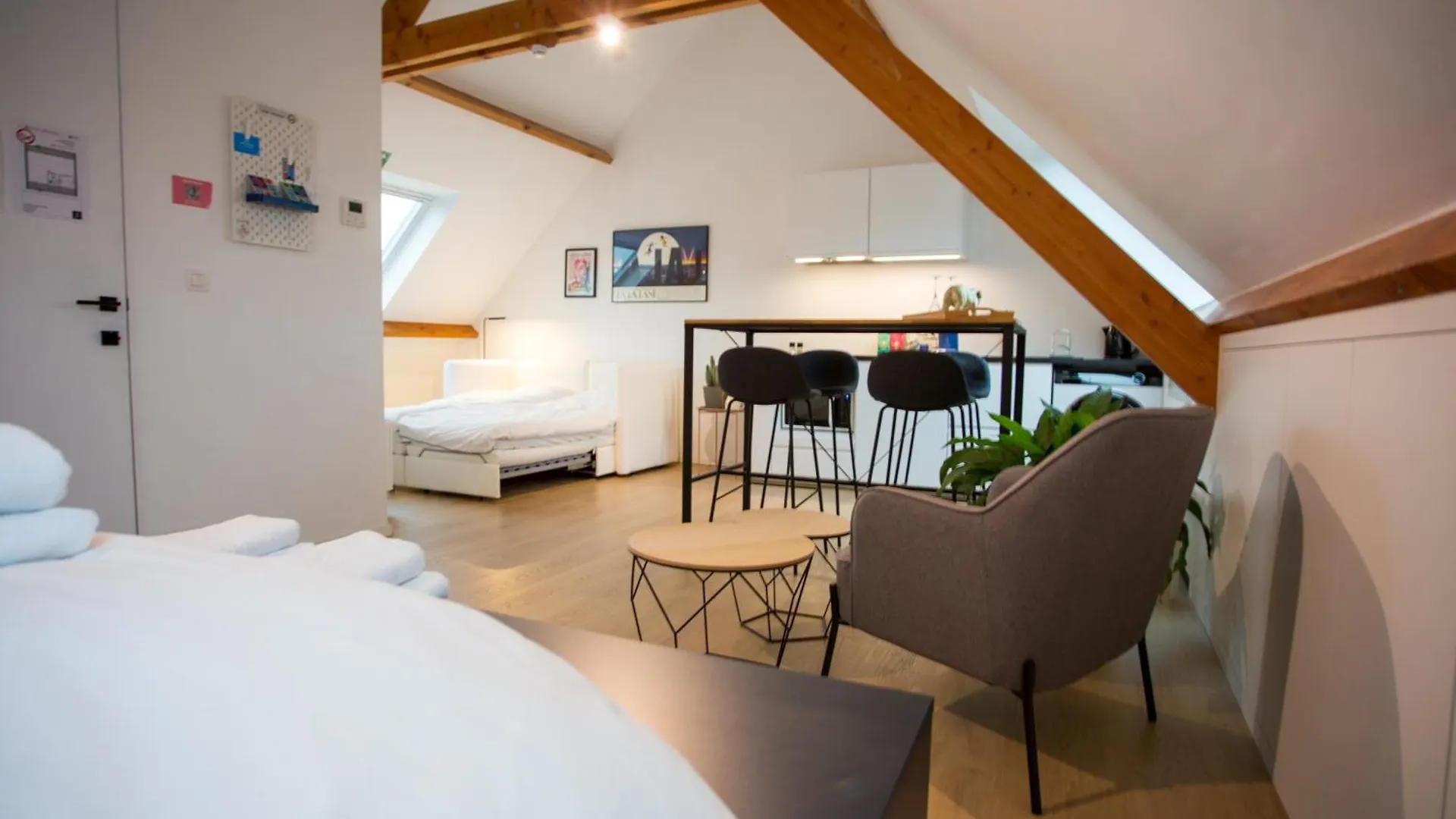Lovely & Stylish Accommodations At P36 Gent, Near The Center 0*, Gent Belgien